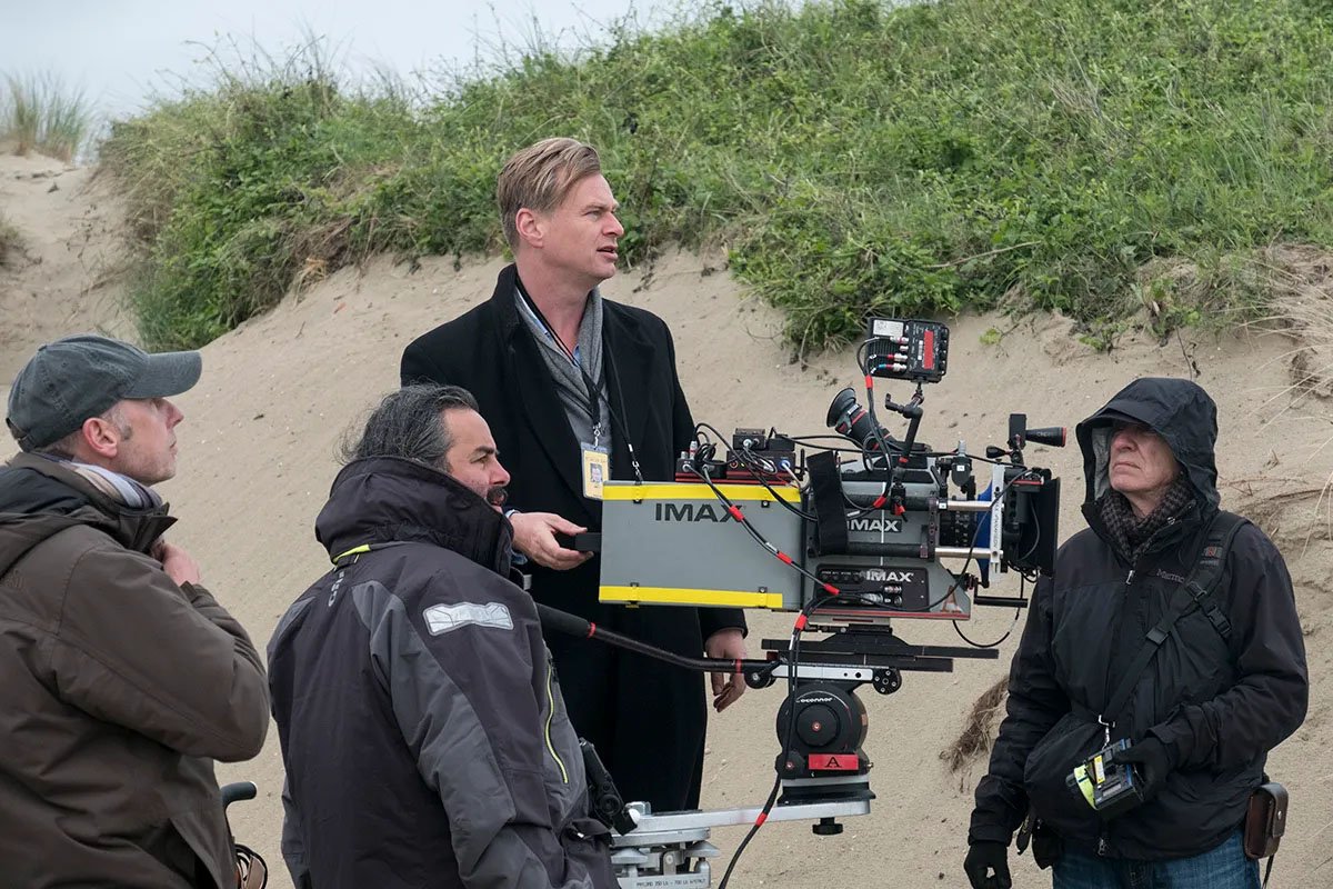 Christopher Nolan menjadi sutradara dengan prestasi luar biasa.